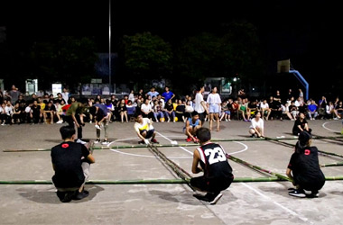 广西乐鱼在线-乐鱼在线（中国）郁江校区竹竿舞晚会