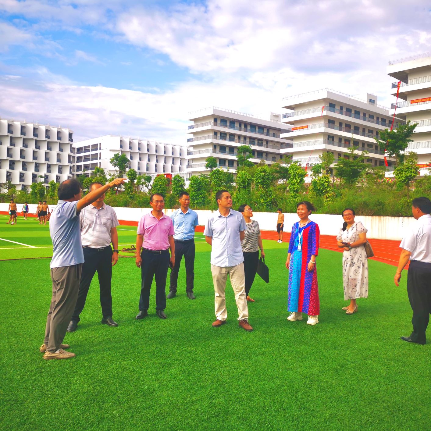 欢迎教育局成教办领导到我校参观指导工作 丨 乐鱼在线-乐鱼在线（中国）